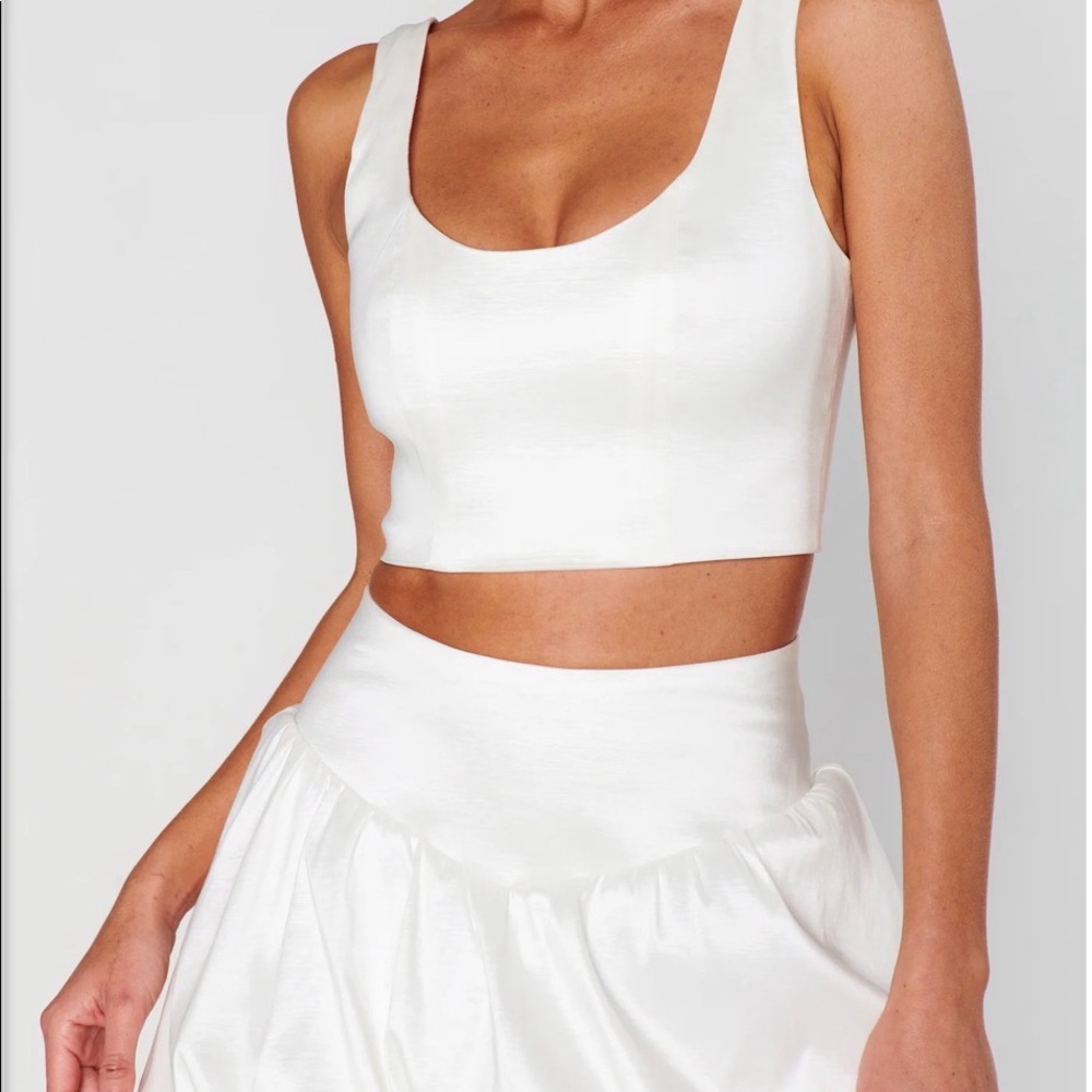 Show me your MuMu Celeste Skort White Taffeta Medium NWT